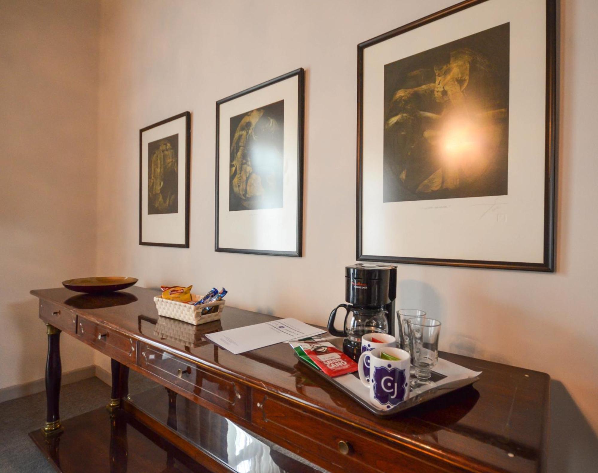 Hotel Boutique Casa Del Jardin אגואסקליינטס חדר תמונה
