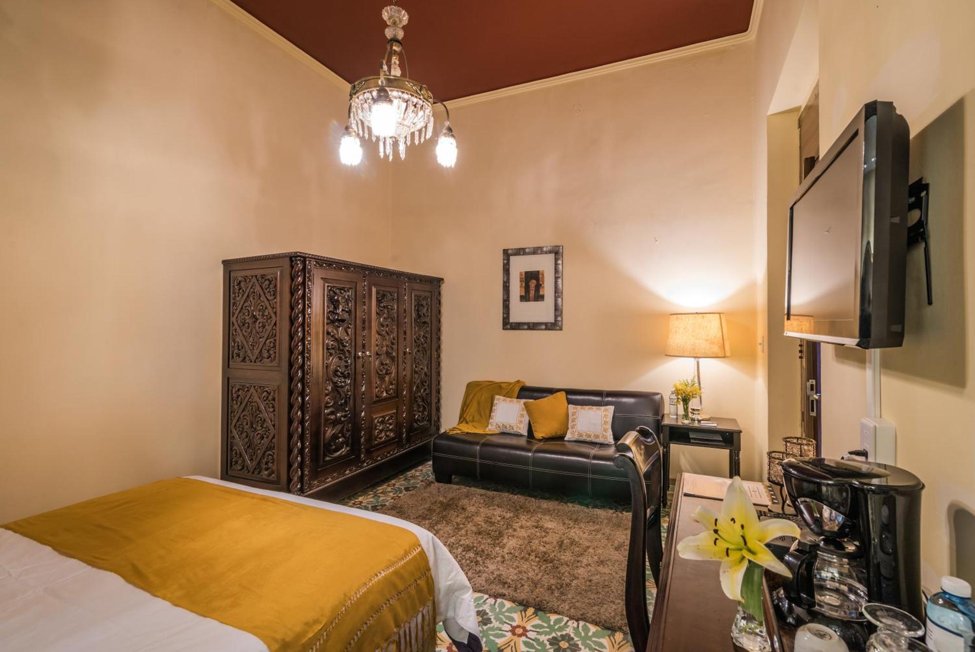 Hotel Boutique Casa Del Jardin אגואסקליינטס חדר תמונה